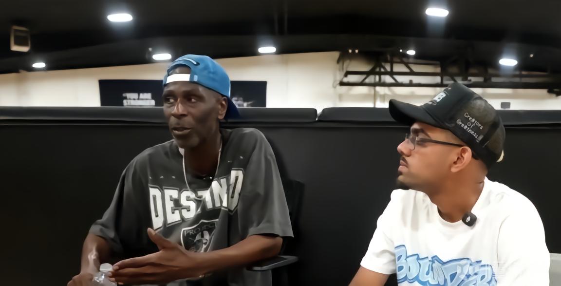 亚历山大父亲：突入篮下打成2+1，这也是美妙篮球的一部分